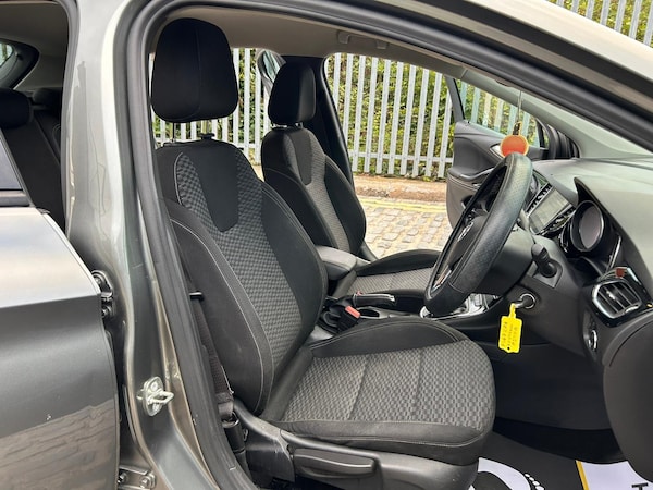 Used Vauxhall Astra 2017 for sale - 76041549: Photo 13