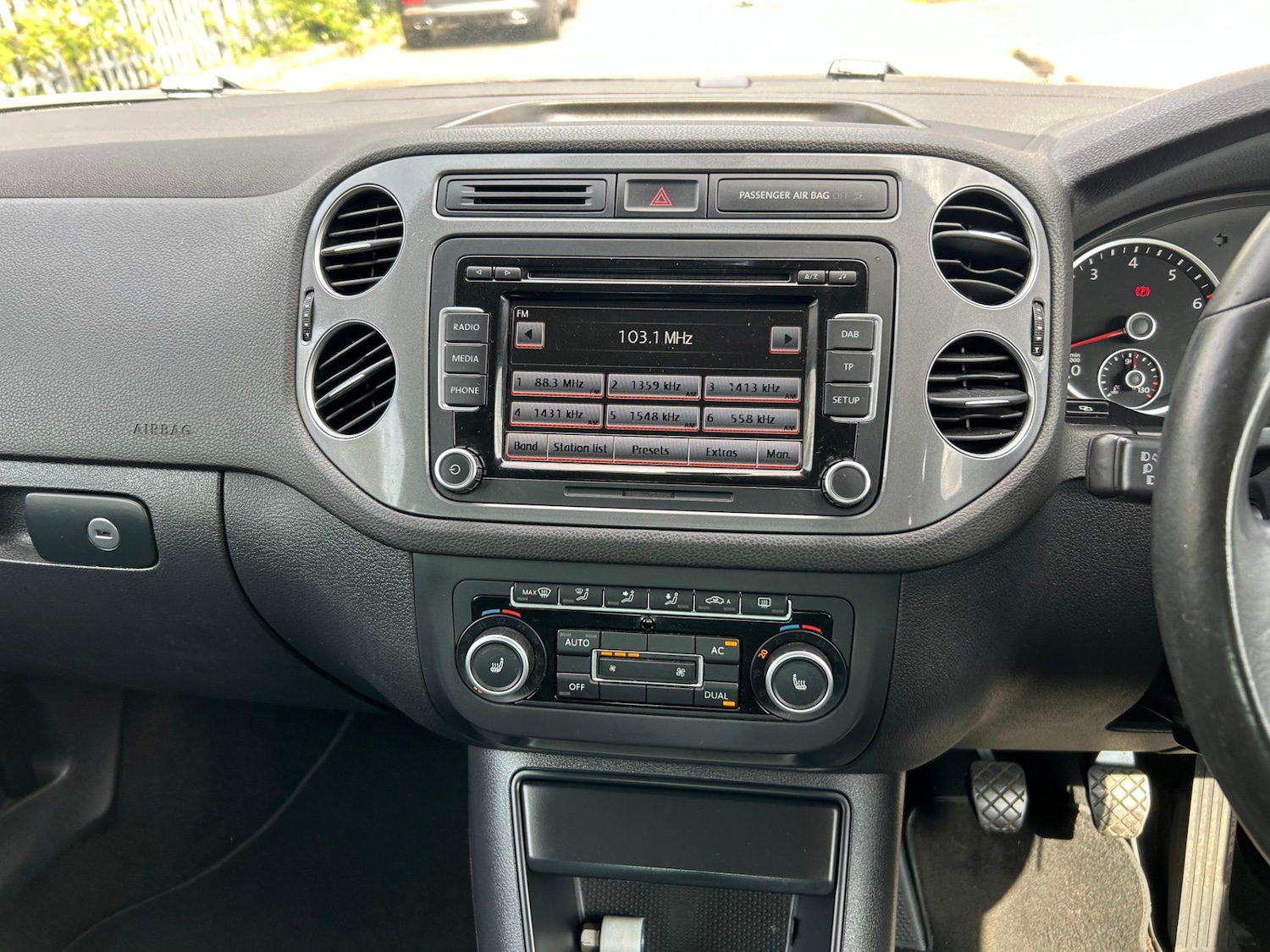 Vehicle 28