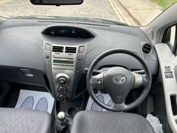 Used Toyota Yaris 2009 for sale - 74733028: Photo