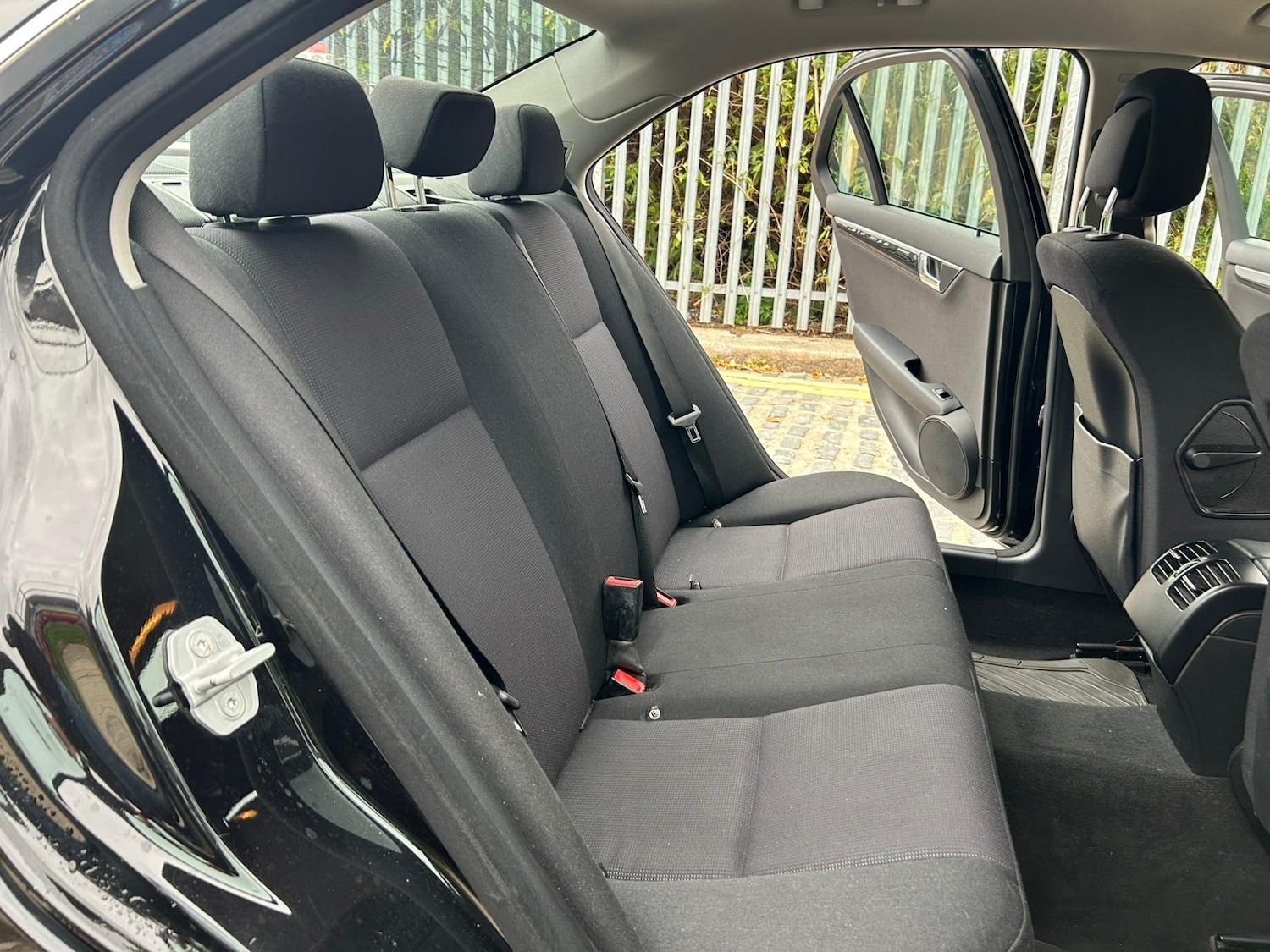 Used Mercedes-Benz C Class 2009 for sale - 76253442: Photo 15