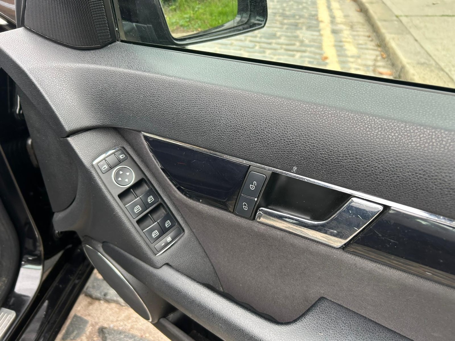 Used Mercedes-Benz C Class 2009 for sale - 76253442: Photo 17