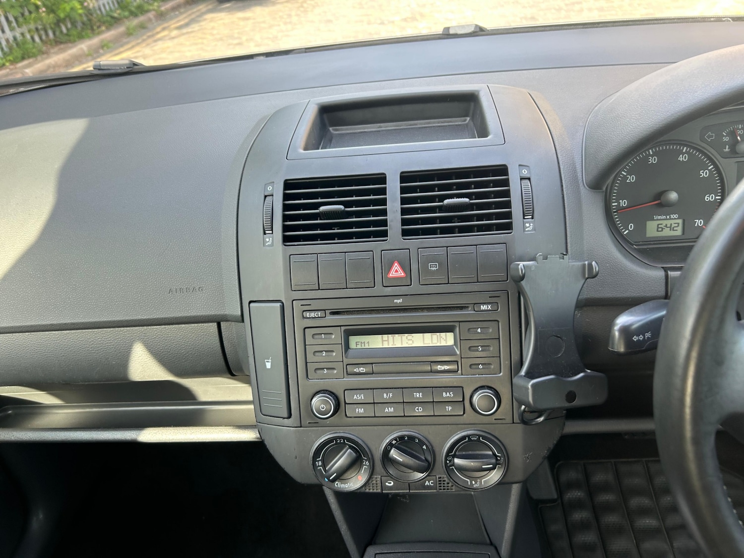 Vehicle 25