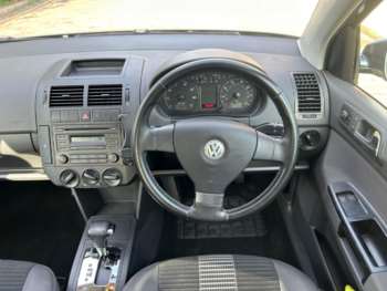 Used Volkswagen Polo 2008 for sale - 75076120: Photo