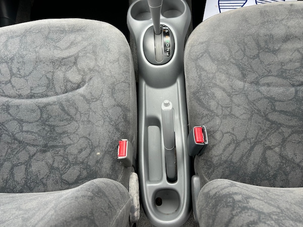 Used Toyota Yaris 2003 for sale - 74929755: Photo 25