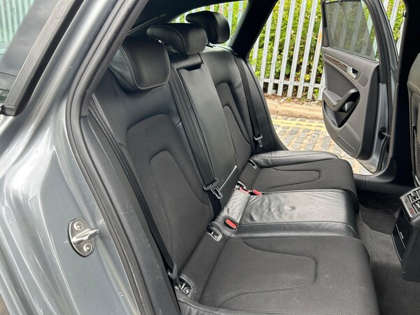 Used Audi A4 2009 for sale - 74900596: Photo 28