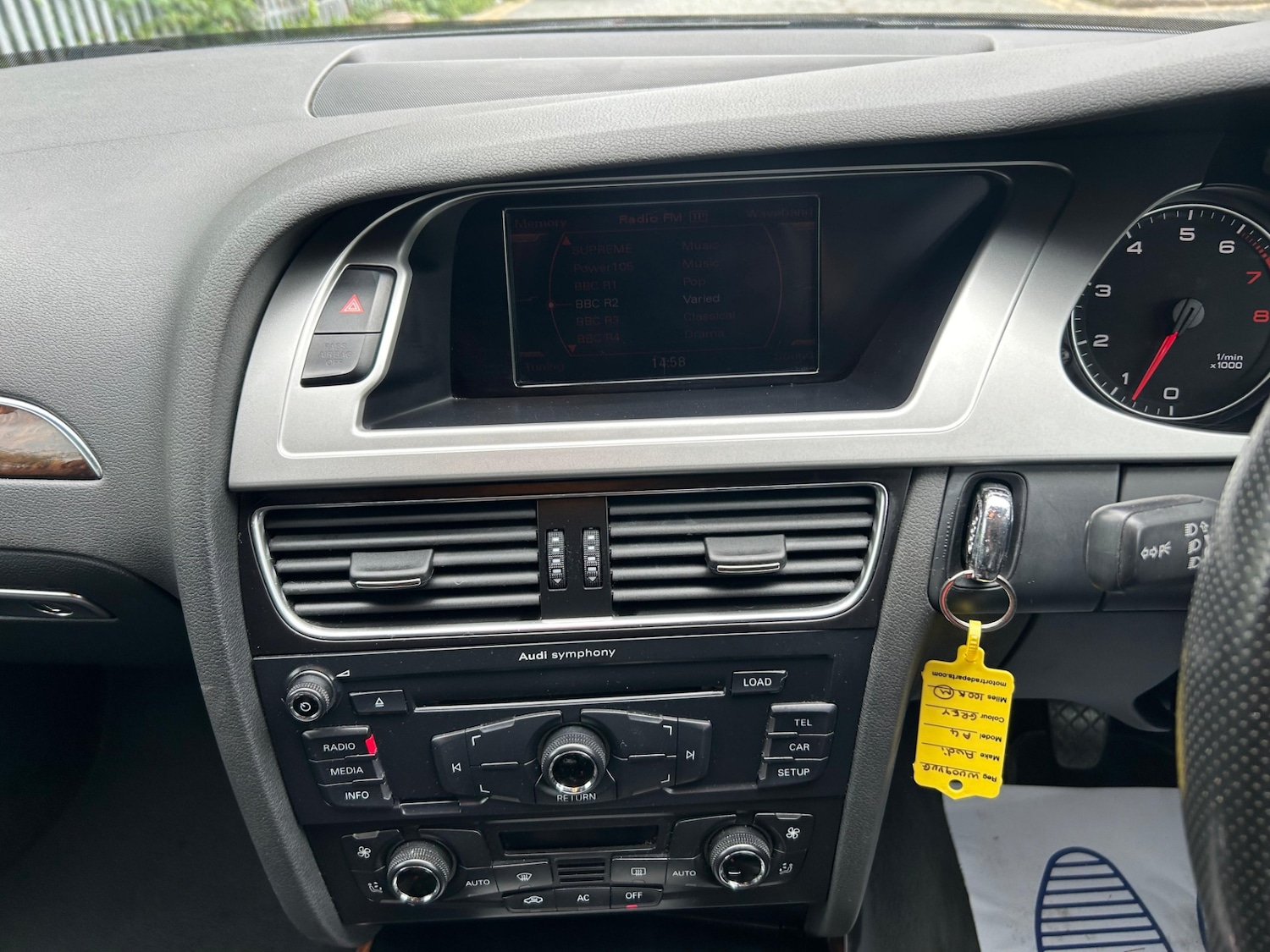 Vehicle 33