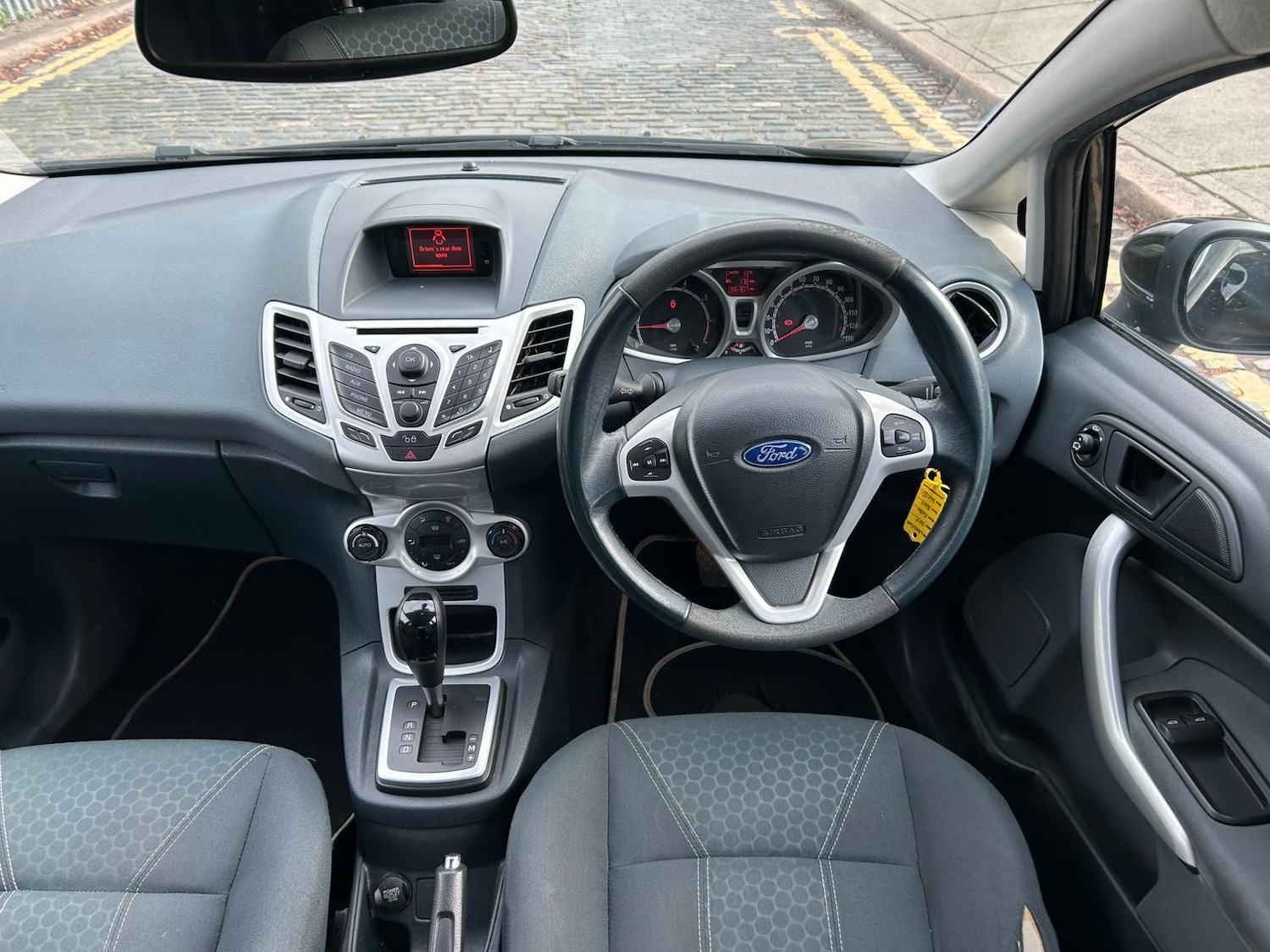 Used Ford Fiesta 2009 for sale - 76340548: Photo 2