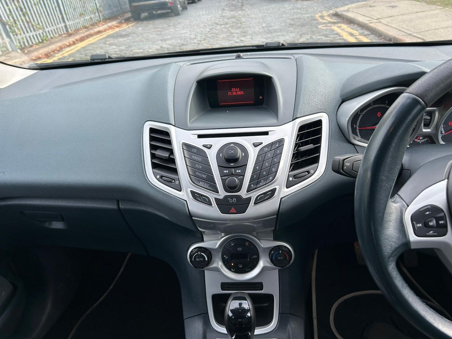 Used Ford Fiesta 2009 for sale - 76340548: Photo 23