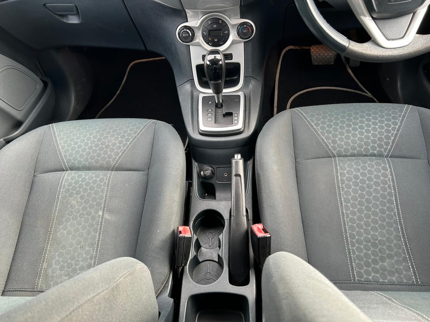 Used Ford Fiesta 2009 for sale - 76340548: Photo 25