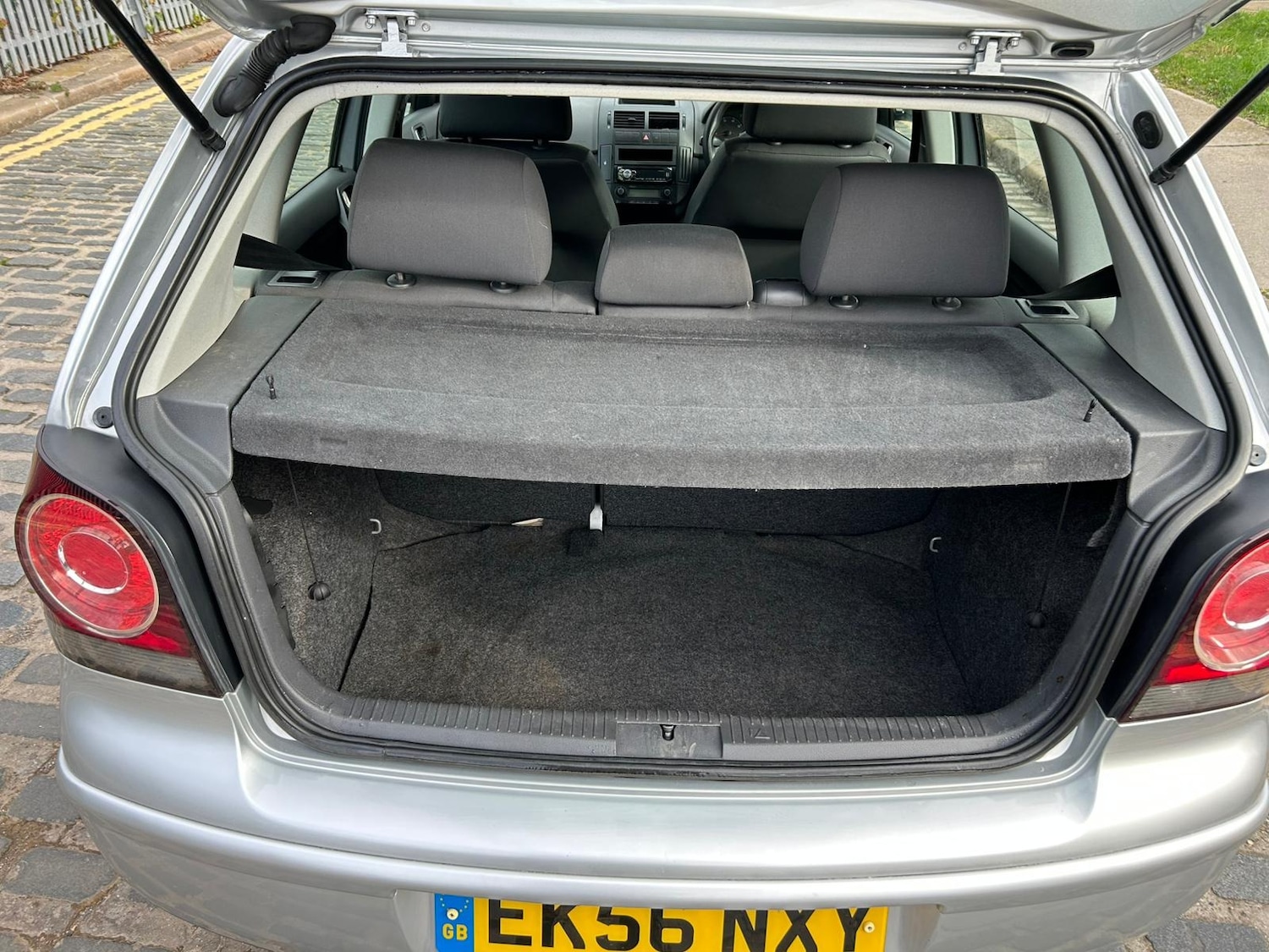 Used Volkswagen Polo 2006 for sale - 76464484: Photo 10