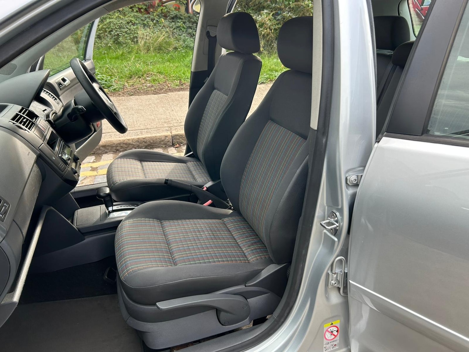 Used Volkswagen Polo 2006 for sale - 76464484: Photo 11