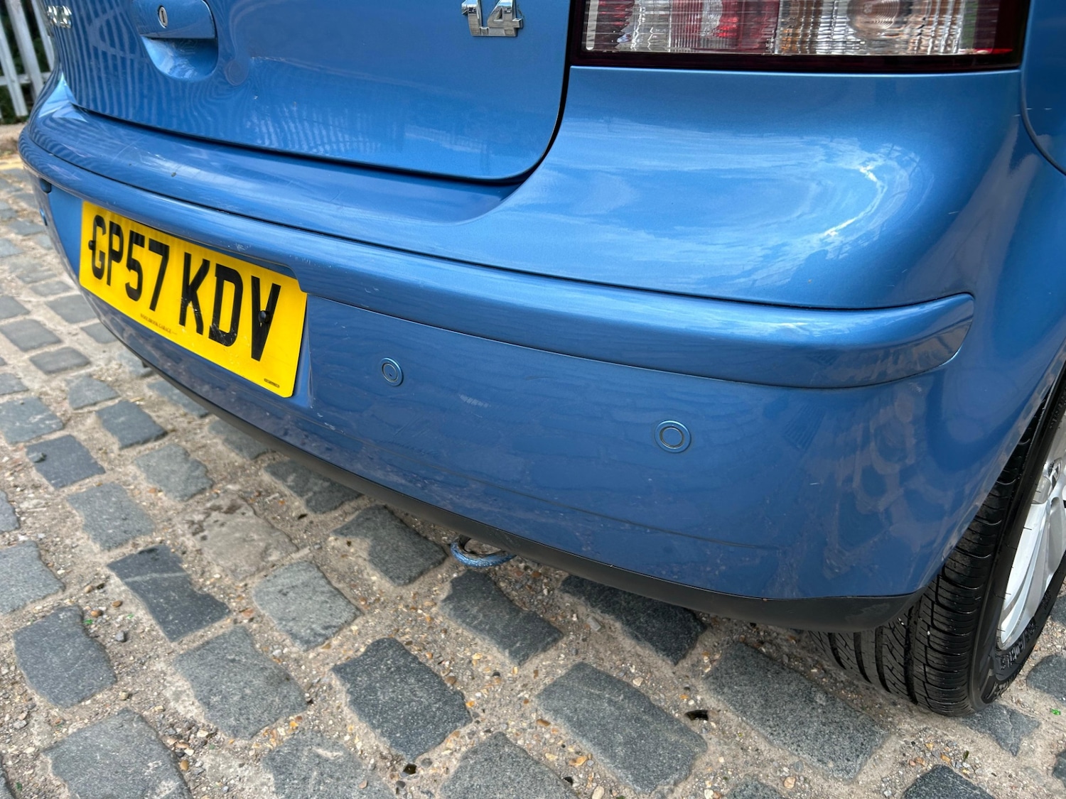 Vehicle 28