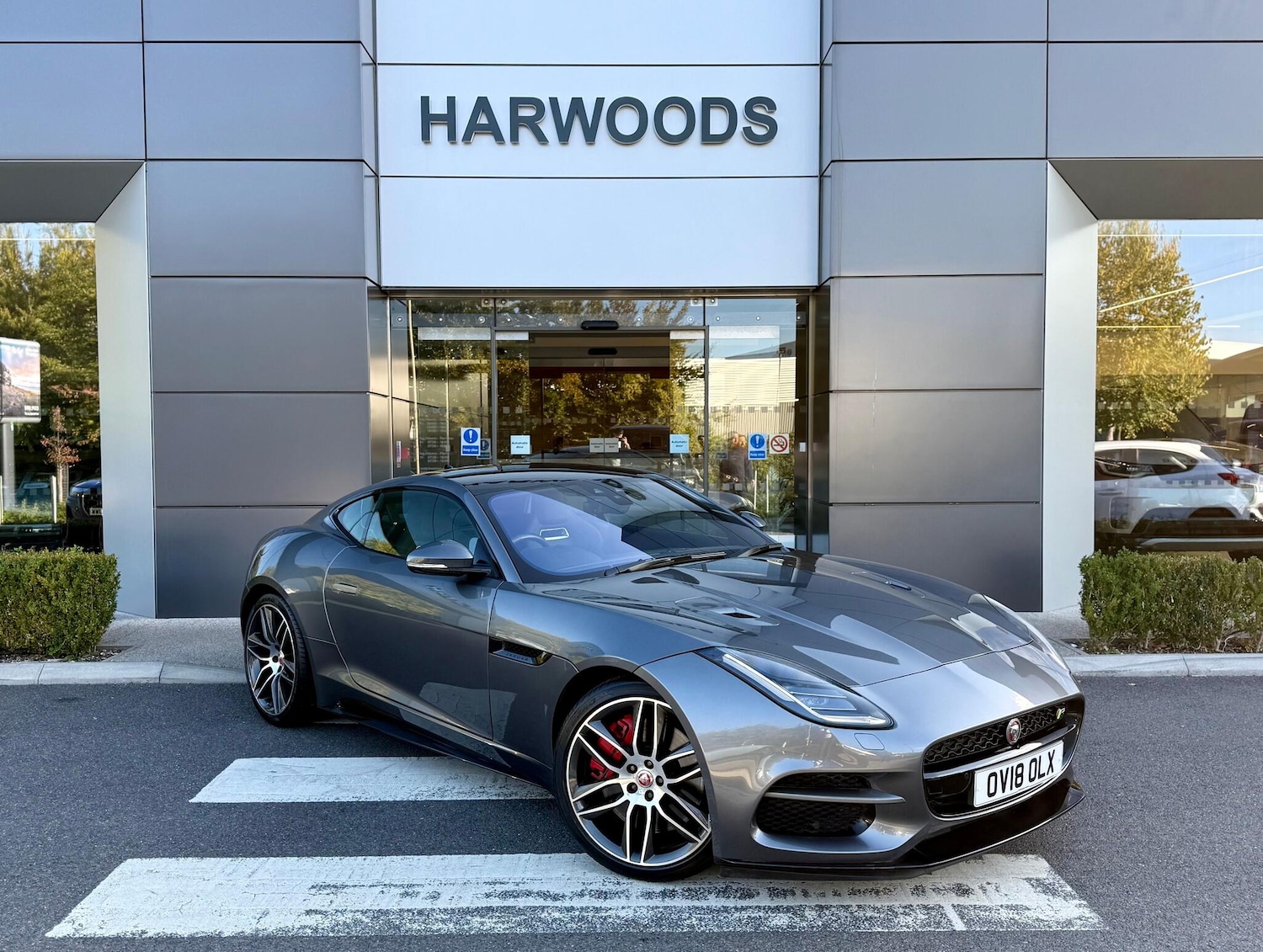 Used Jaguar F-Type 2018 for sale - 76440447: Photo 1