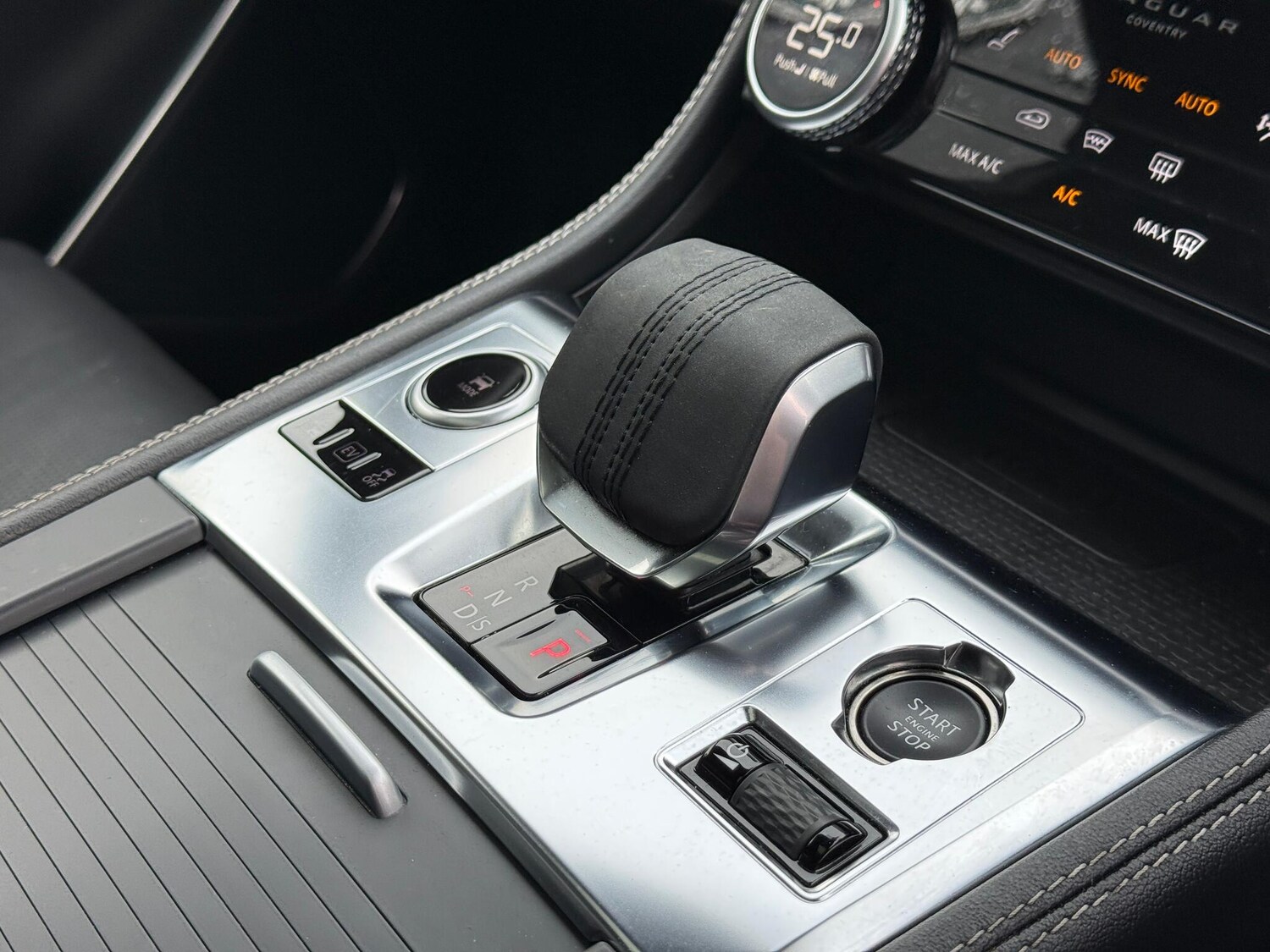 Used Jaguar F-Pace 2024 for sale - 77468889: Photo 18