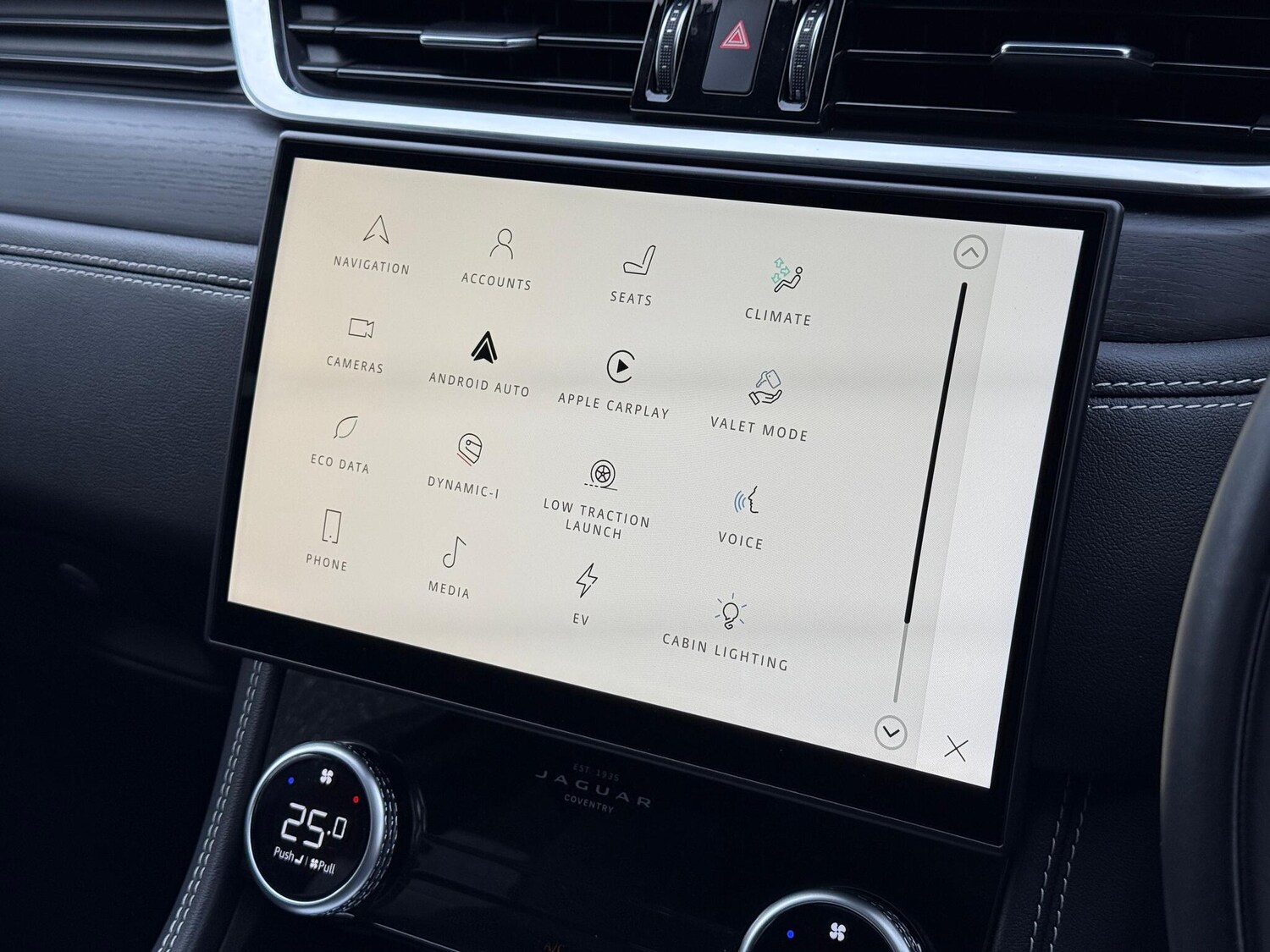 Used Jaguar F-Pace 2024 for sale - 77468889: Photo 42