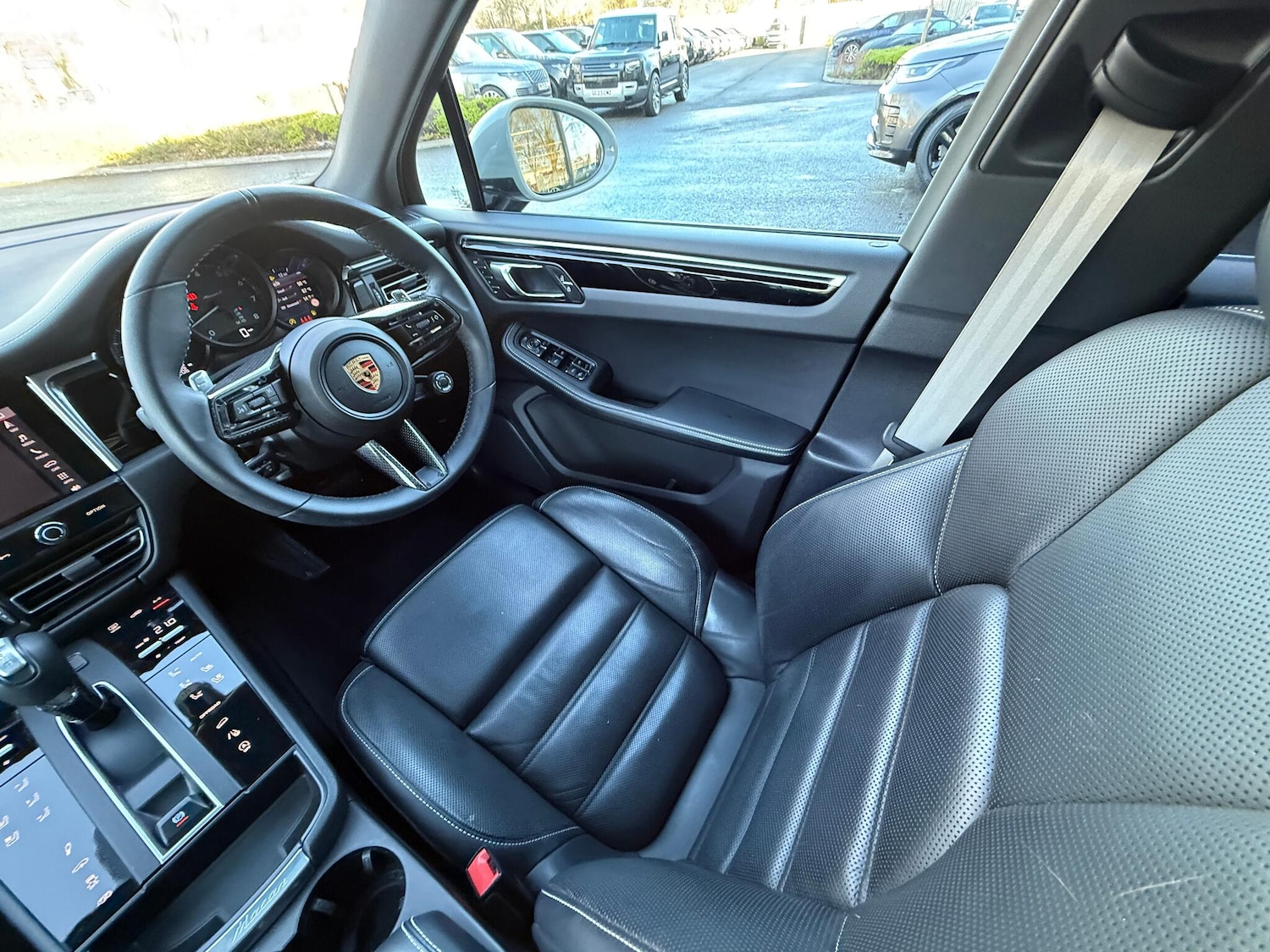 Used Porsche Macan 2023 for sale - 76800905: Photo 13