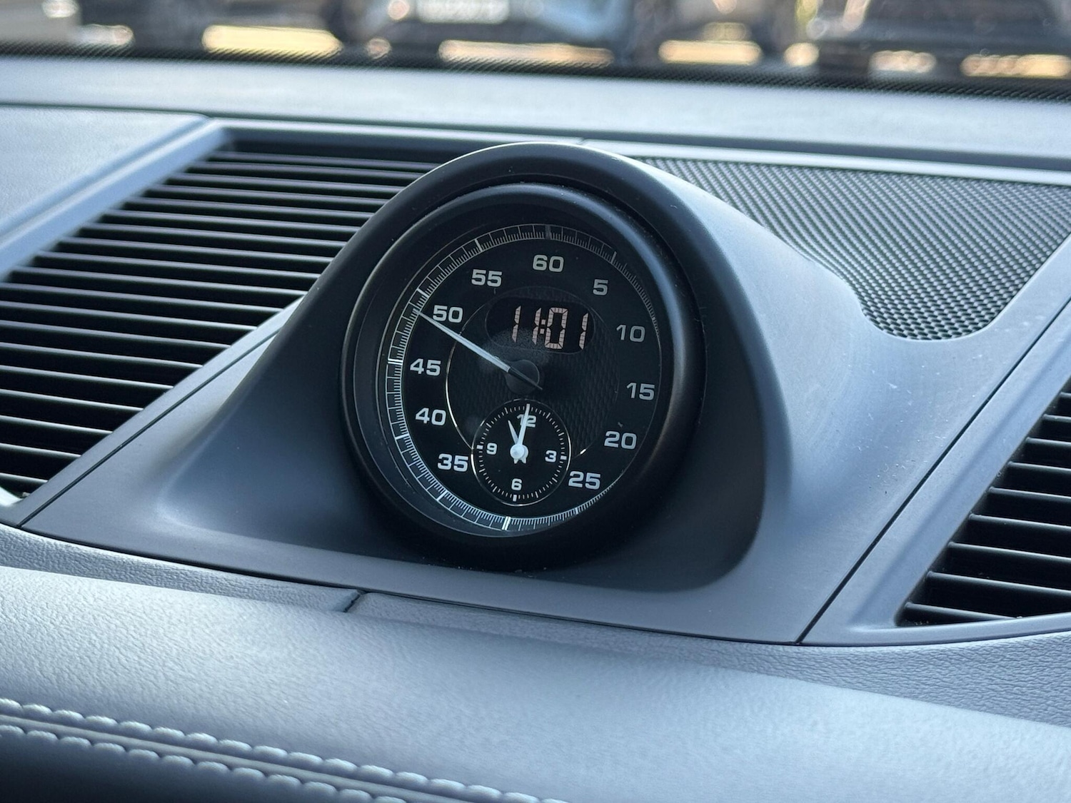 Used Porsche Macan 2023 for sale - 76800905: Photo 21