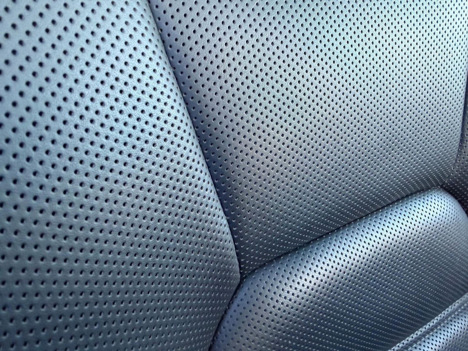 Used Porsche Macan 2023 for sale - 76800905: Photo 32