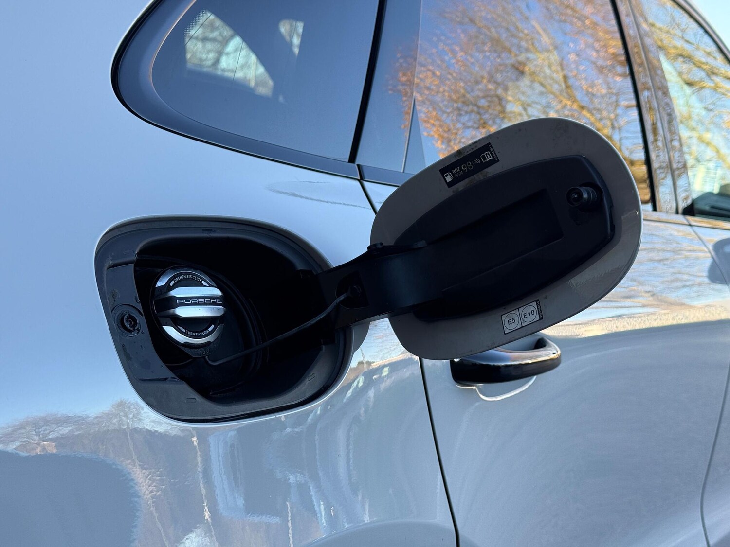 Used Porsche Macan 2023 for sale - 76800905: Photo 37