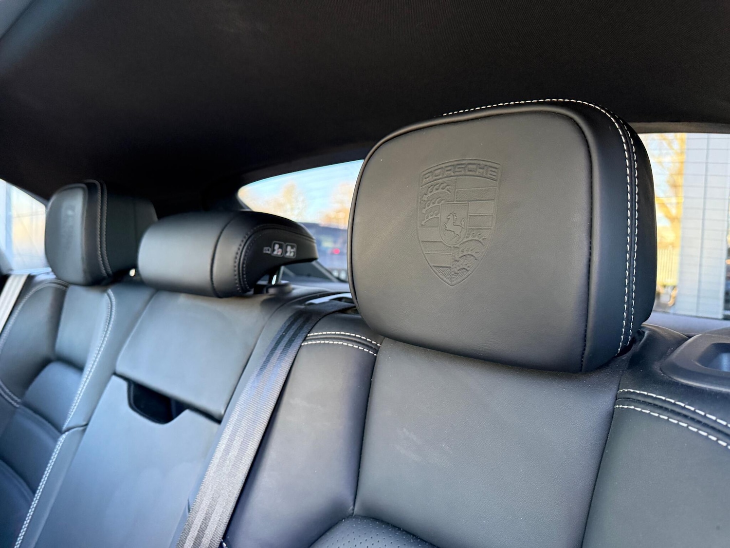 Used Porsche Macan 2023 for sale - 76800905: Photo 48