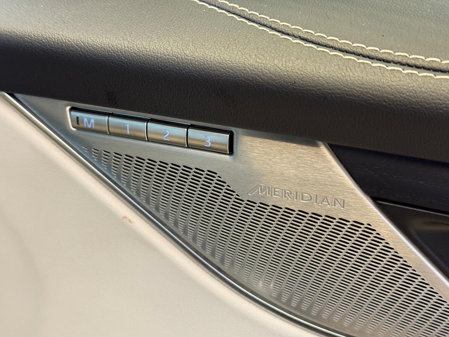 Used Jaguar F-Pace 2023 for sale - 77454760: Photo 21