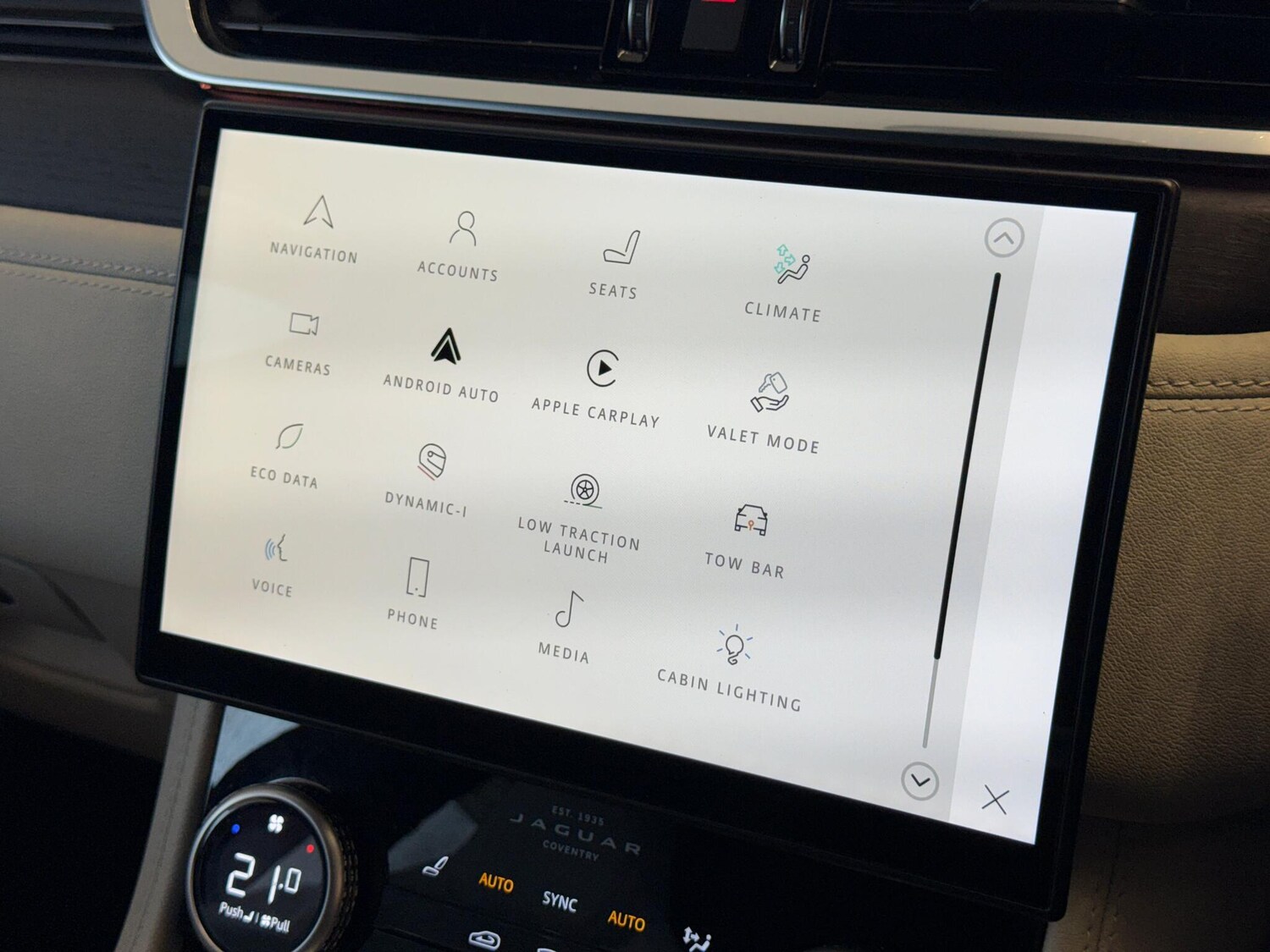 Used Jaguar F-Pace 2023 for sale - 77454760: Photo 43