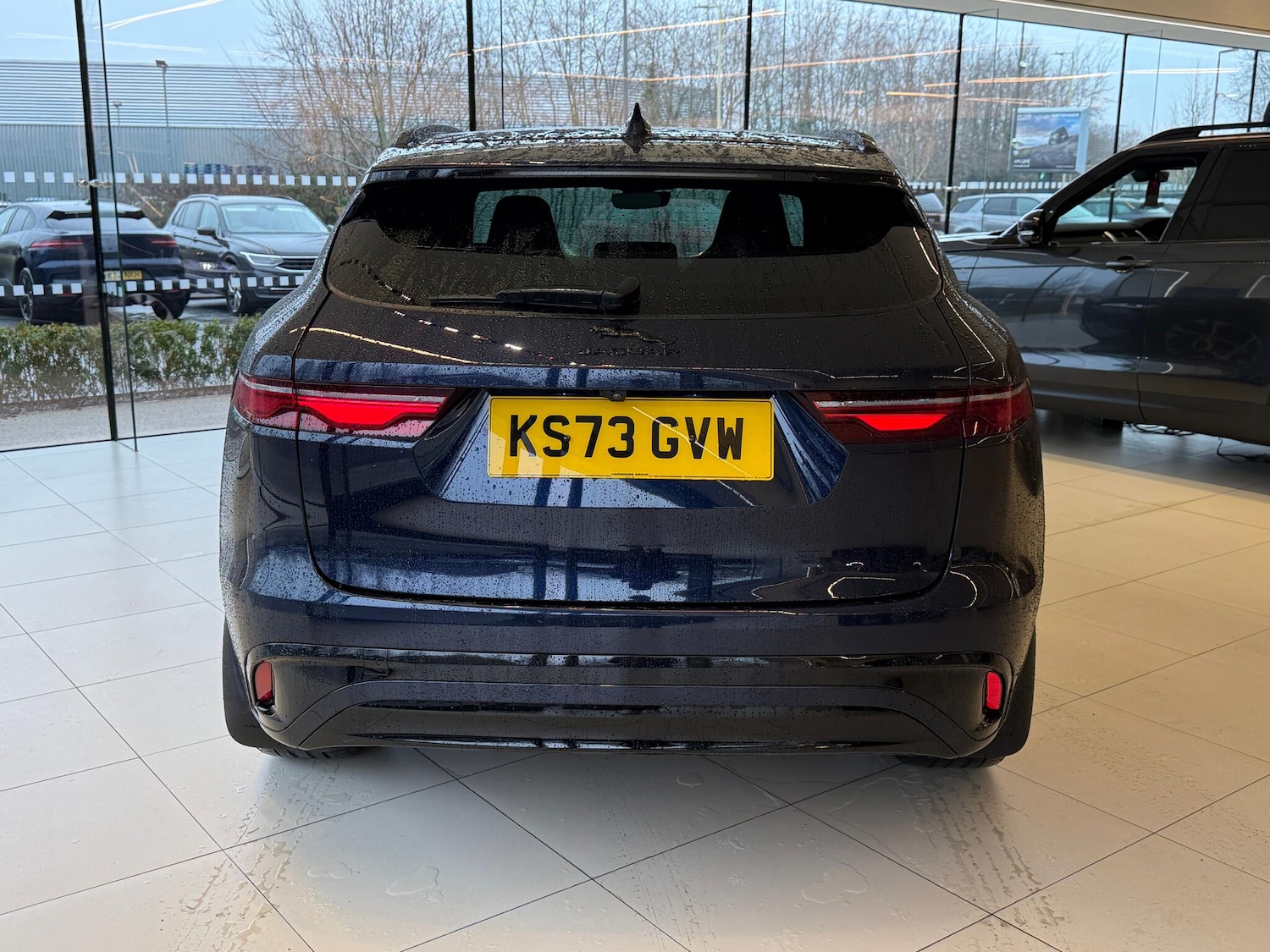 Used Jaguar F-Pace 2023 for sale - 77454760: Photo 8