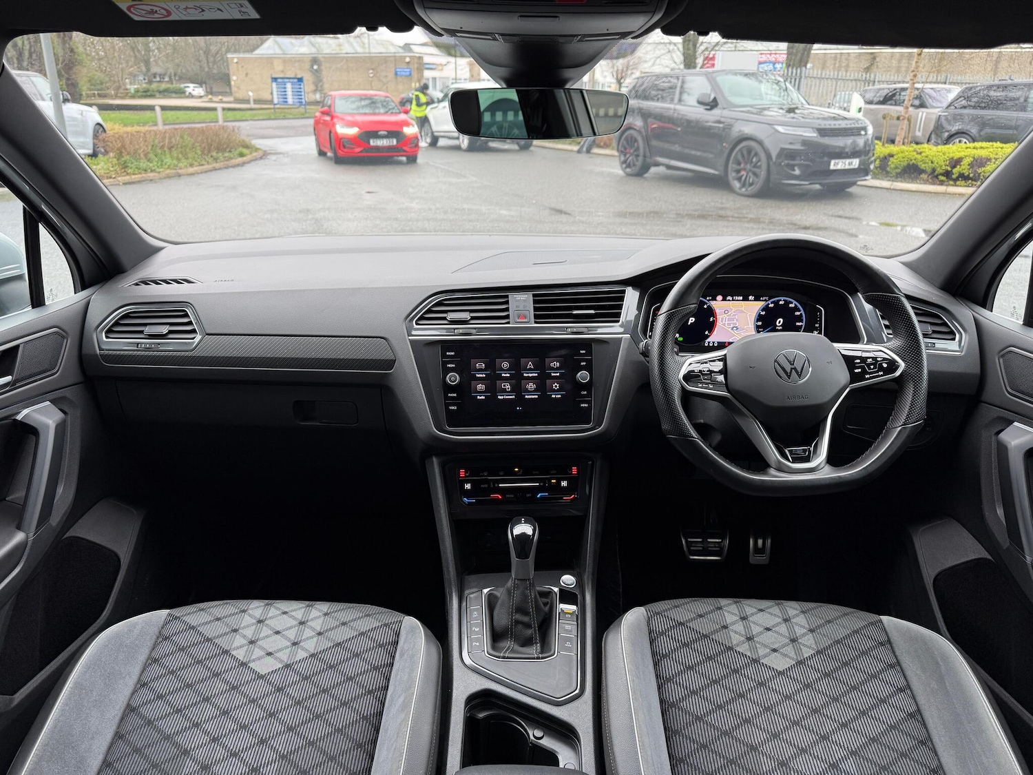 Used Volkswagen Tiguan 2023 for sale - 77612926: Photo 3