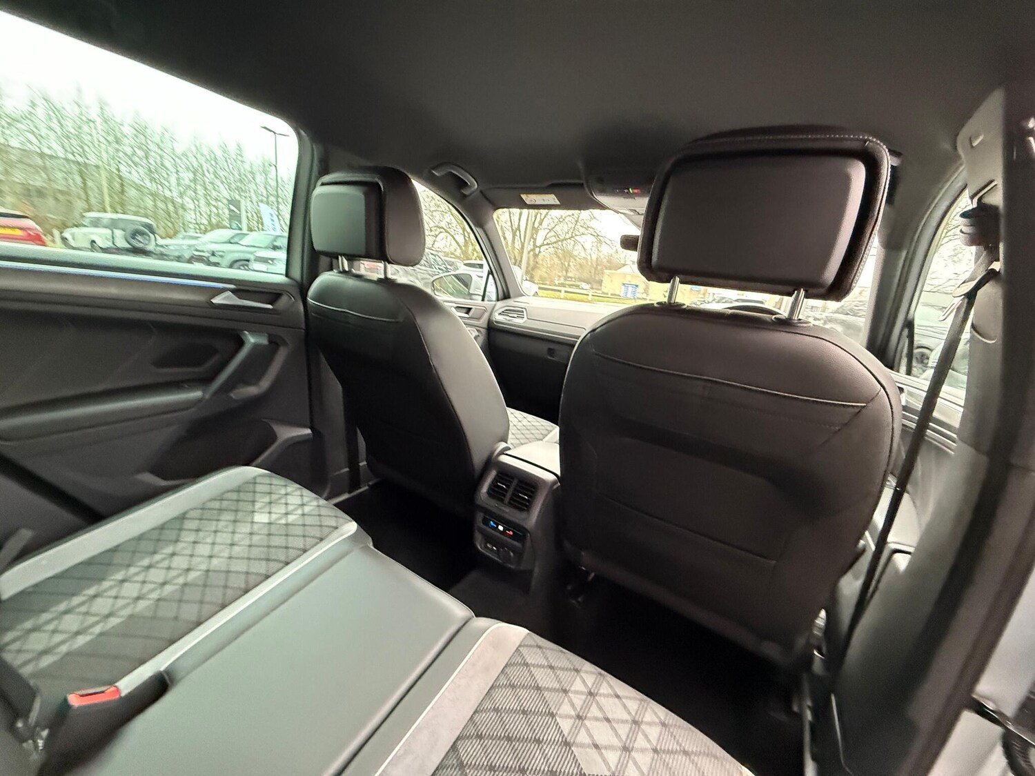 Used Volkswagen Tiguan 2023 for sale - 77612926: Photo 31