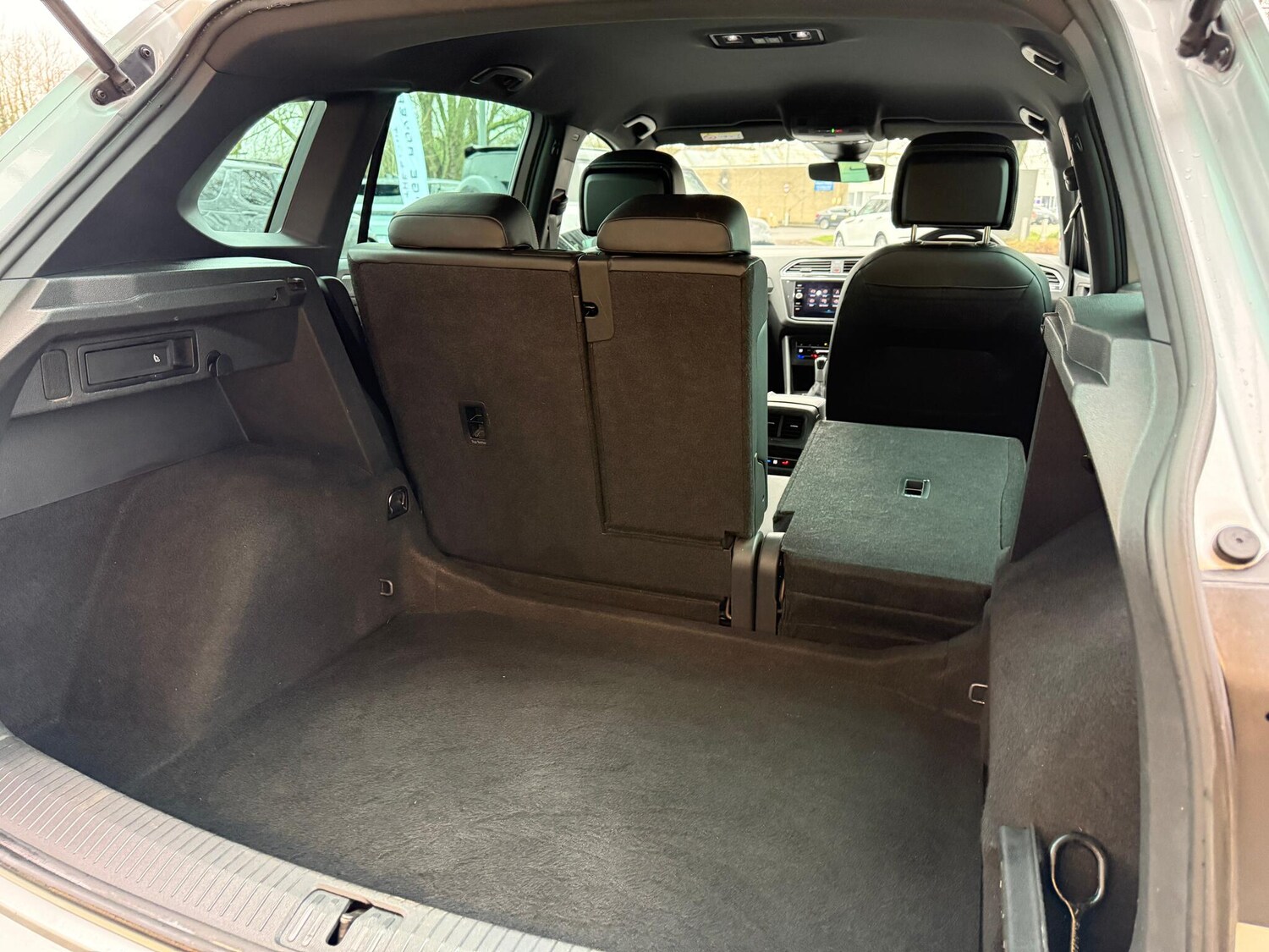 Used Volkswagen Tiguan 2023 for sale - 77612926: Photo 32