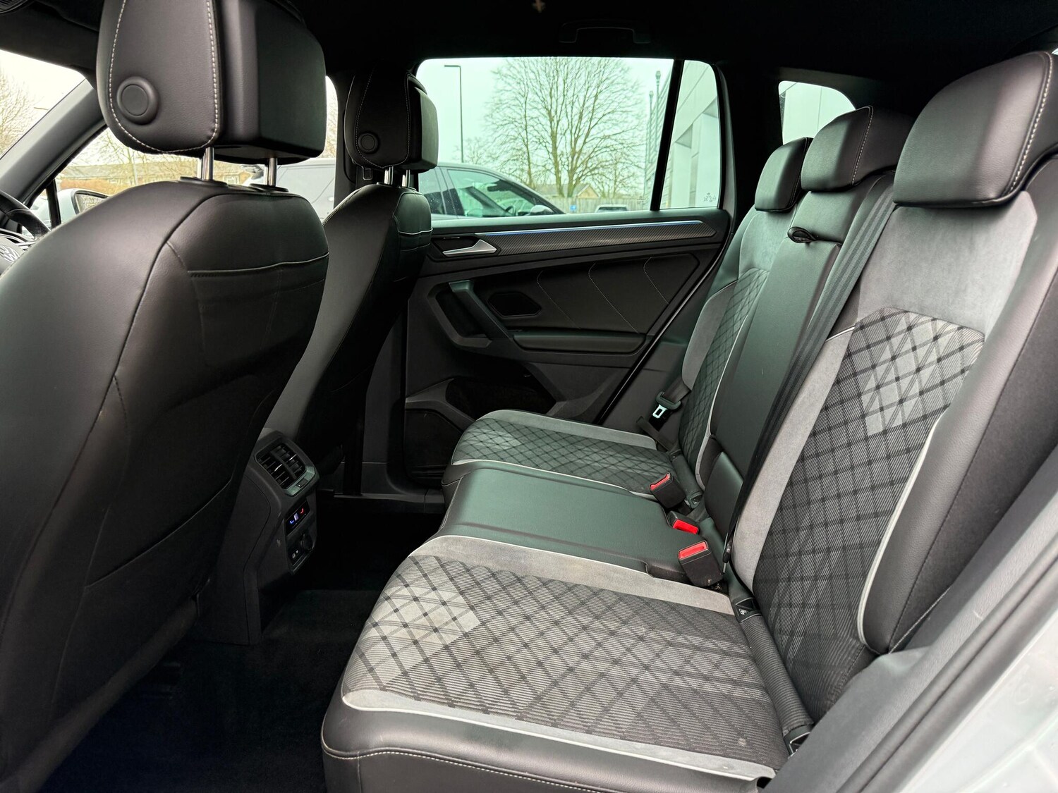 Used Volkswagen Tiguan 2023 for sale - 77612926: Photo 36