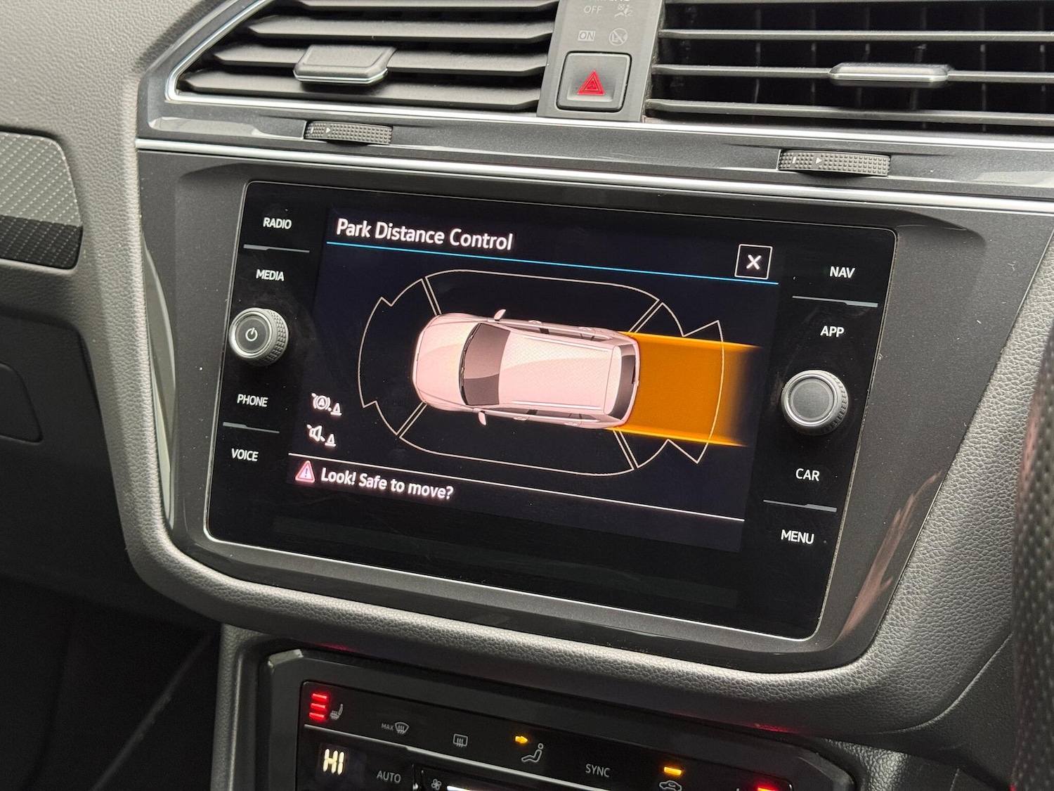 Used Volkswagen Tiguan 2023 for sale - 77612926: Photo 4