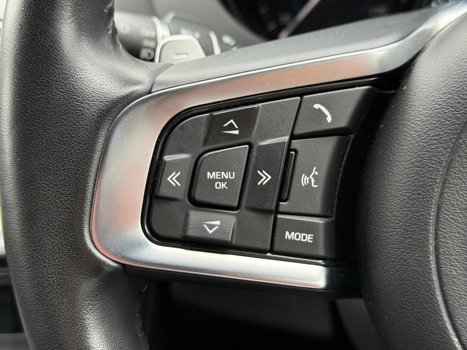 Used Jaguar F-Pace 2019 for sale - 76296110: Photo 25