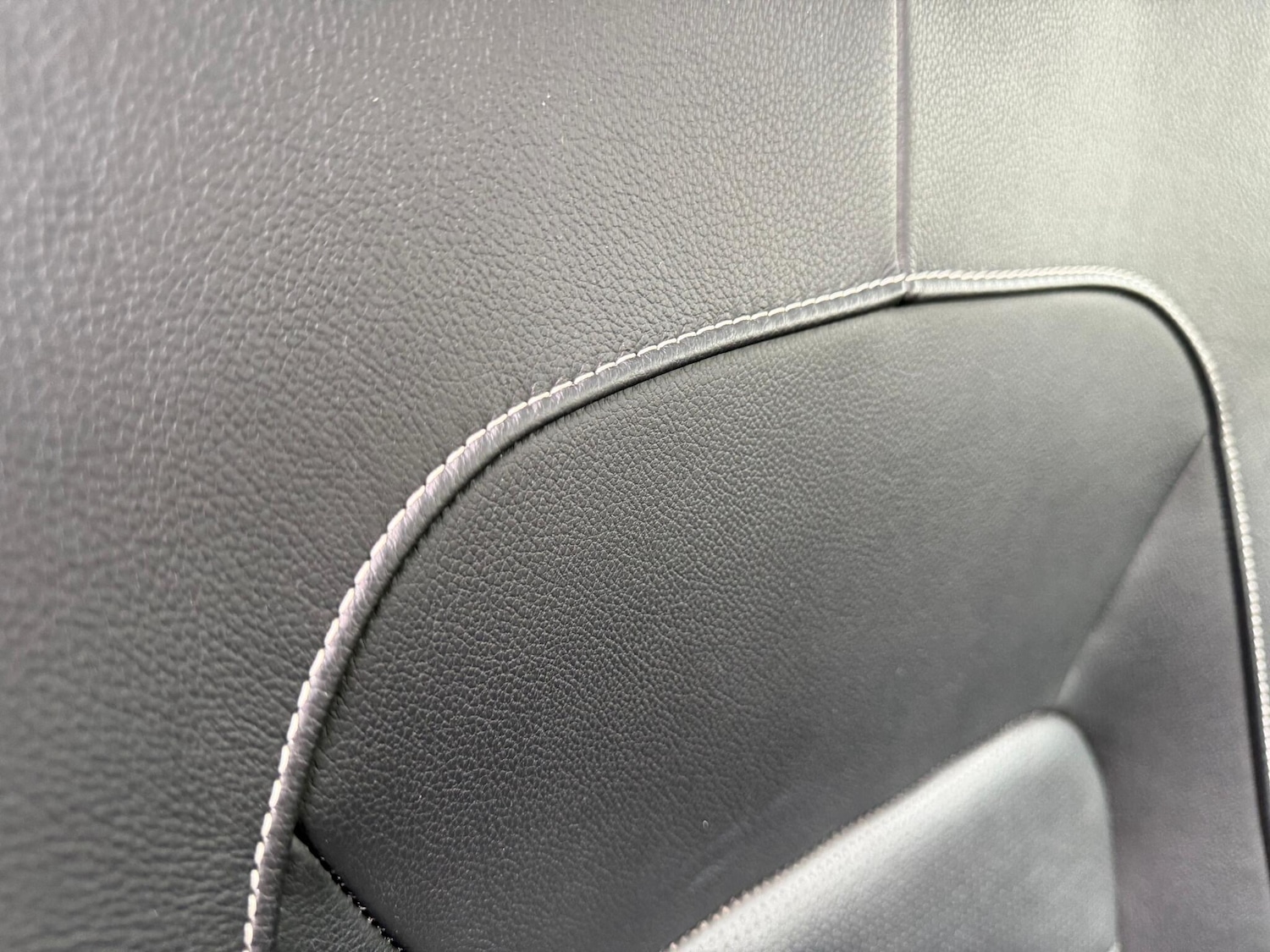 Used Jaguar F-Pace 2019 for sale - 76296110: Photo 33