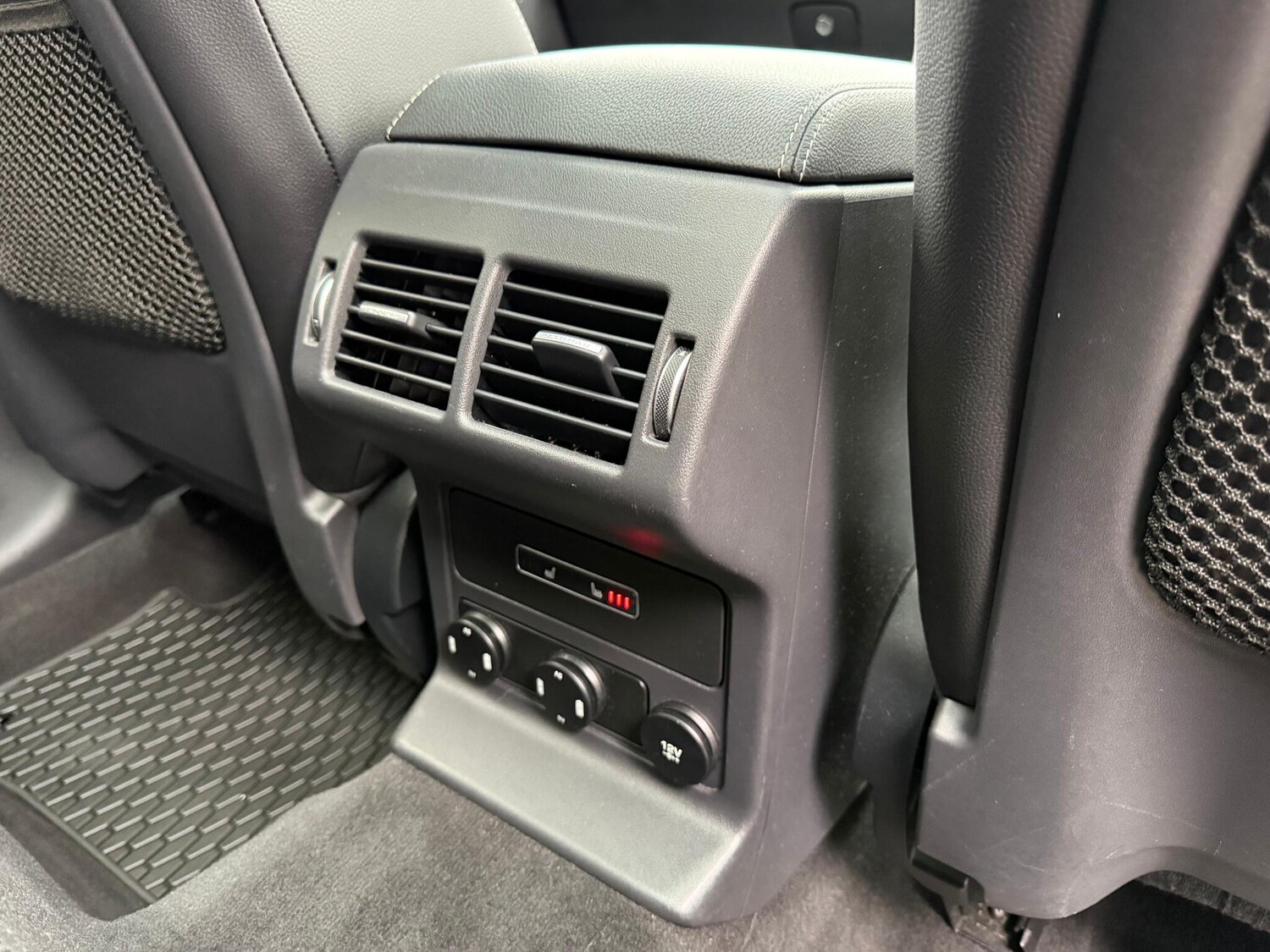 Used Jaguar F-Pace 2019 for sale - 76296110: Photo 34