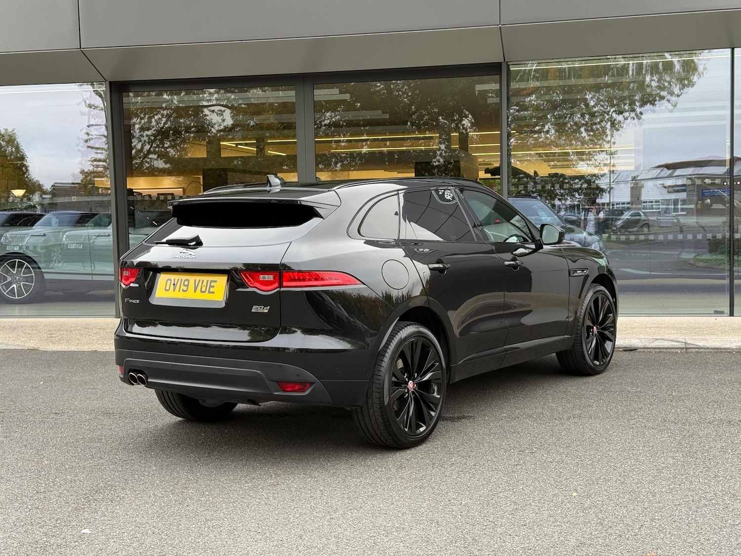 Used Jaguar F-Pace 2019 for sale - 76296110: Photo 7