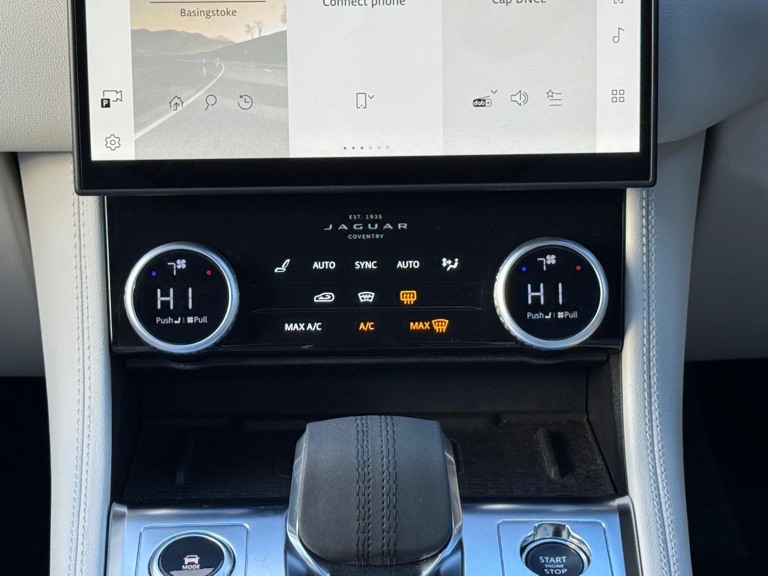 Used Jaguar F-Pace 2024 for sale - 76423367: Photo 16