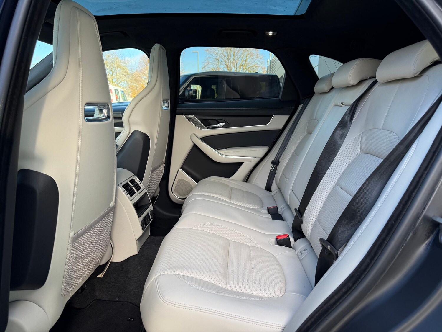 Used Jaguar F-Pace 2024 for sale - 76423367: Photo 45