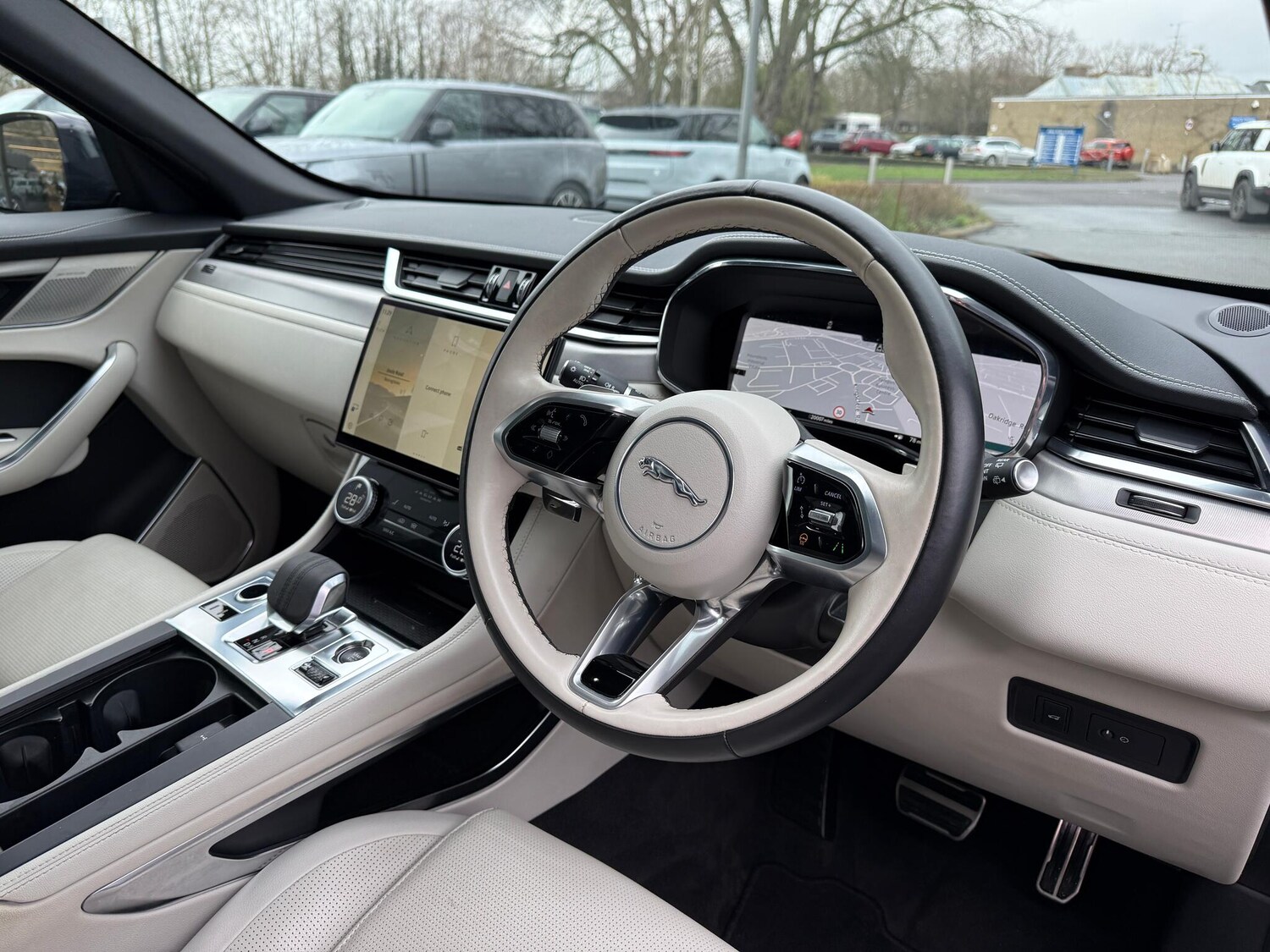 Used Jaguar F-Pace 2023 for sale - 77411256: Photo 30