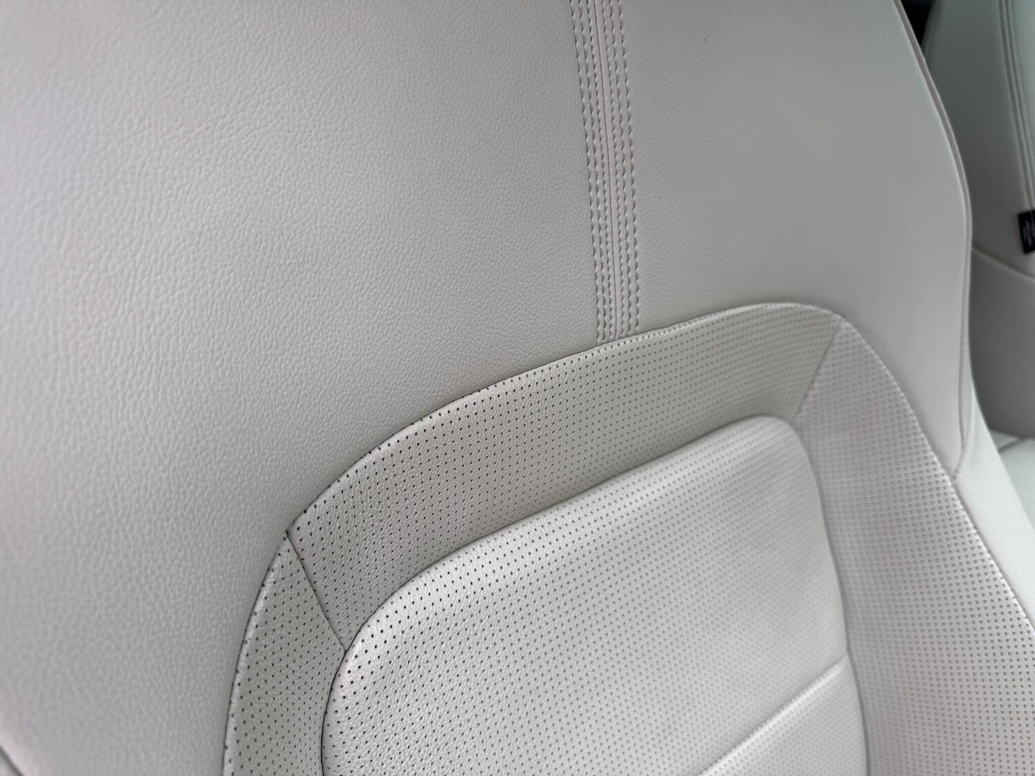 Used Jaguar F-Pace 2023 for sale - 77411256: Photo 32