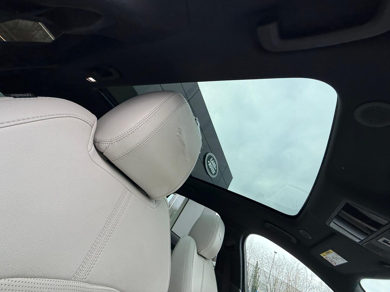 Used Jaguar F-Pace 2023 for sale - 77411256: Photo 34