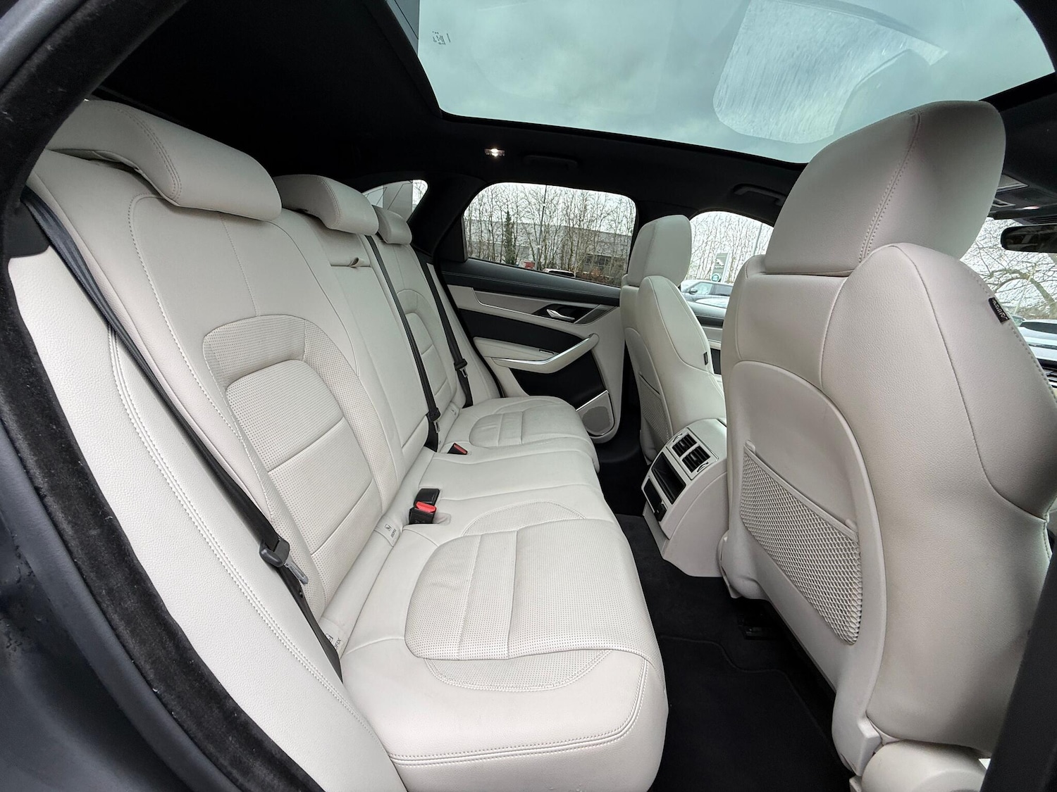 Used Jaguar F-Pace 2023 for sale - 77411256: Photo 39