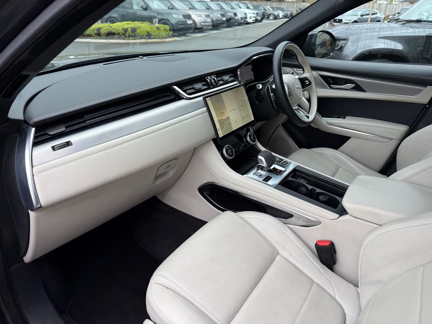 Used Jaguar F-Pace 2023 for sale - 77411256: Photo 46
