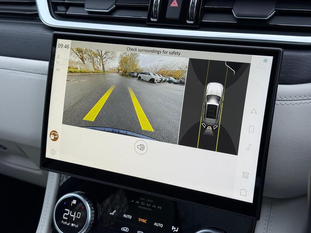 Used Jaguar F-Pace 2024 for sale - 77132000: Photo 4