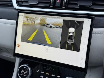 Used Jaguar F-Pace 2024 for sale - 77132000: Photo