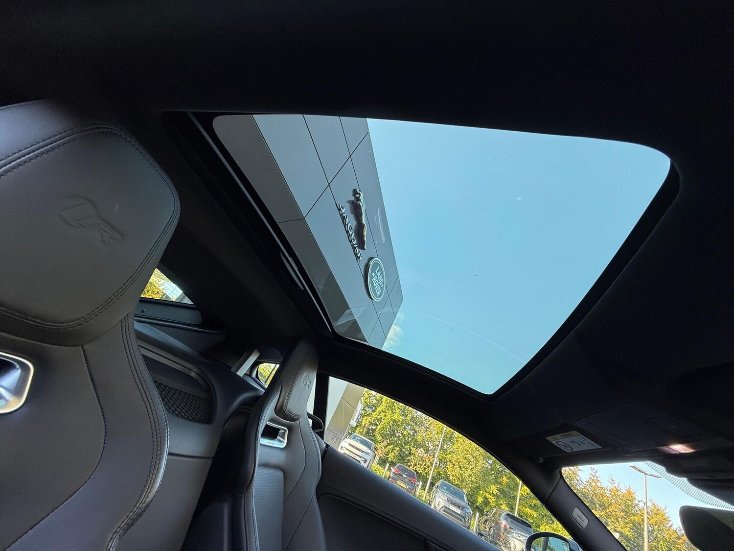 Used Jaguar F-Type 2018 for sale - 76633064: Photo 34