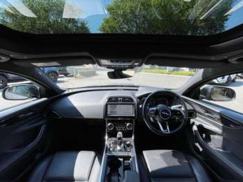 Used Jaguar XE 2023 for sale - 75140147: Photo