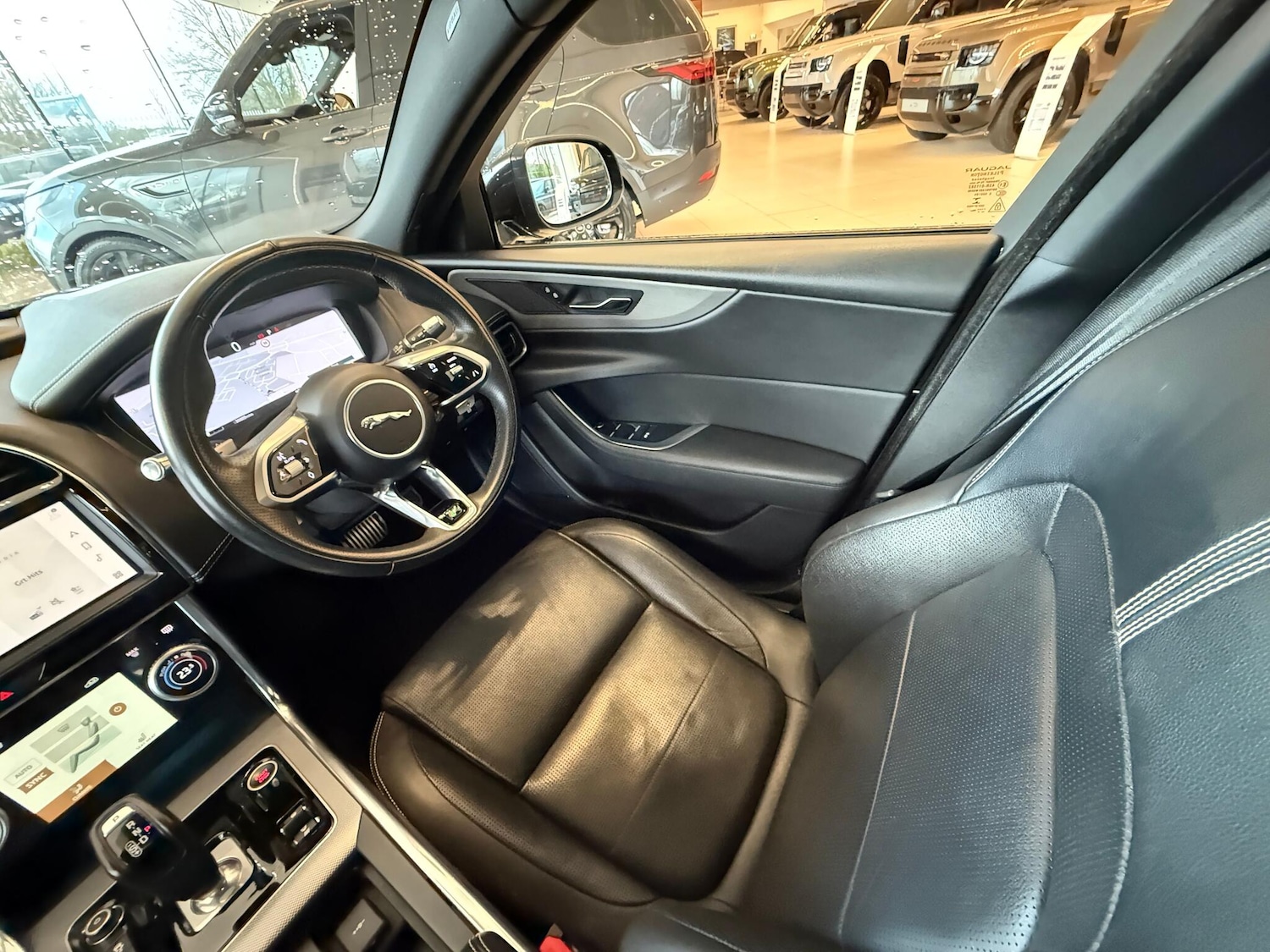 Used Jaguar XE for sale - 77305098: Photo 13