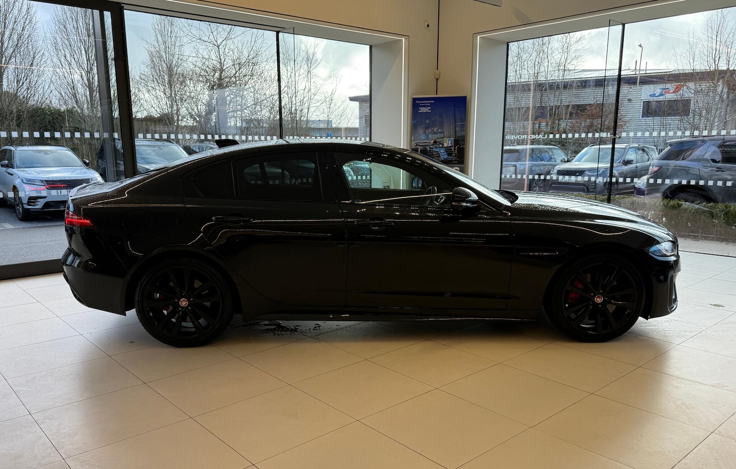 Used Jaguar XE for sale - 77305098: Photo 25