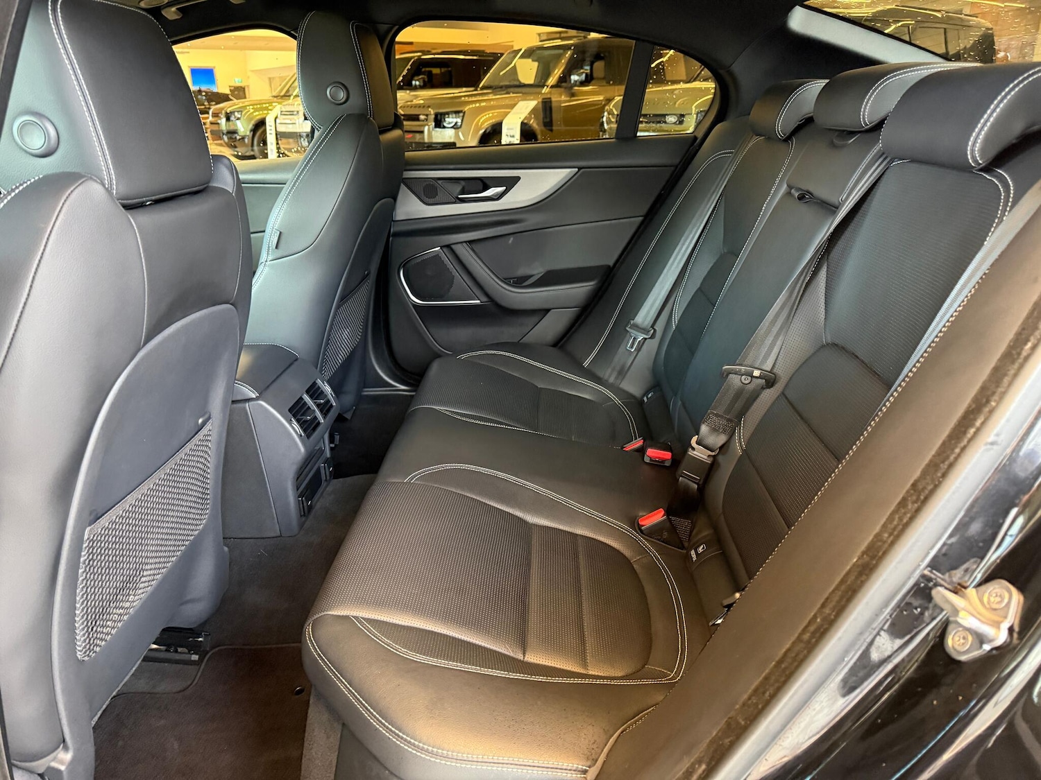 Used Jaguar XE for sale - 77305098: Photo 48